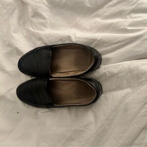 Old Used Flight Attendant Shoes - Naturalizer Soul